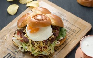 Quando comer uma sanduíche pode ser absurdo