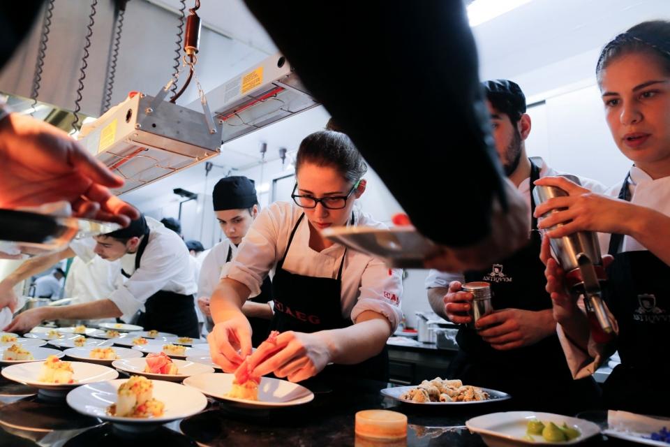 23740038_gi01022016leoneldecastro097