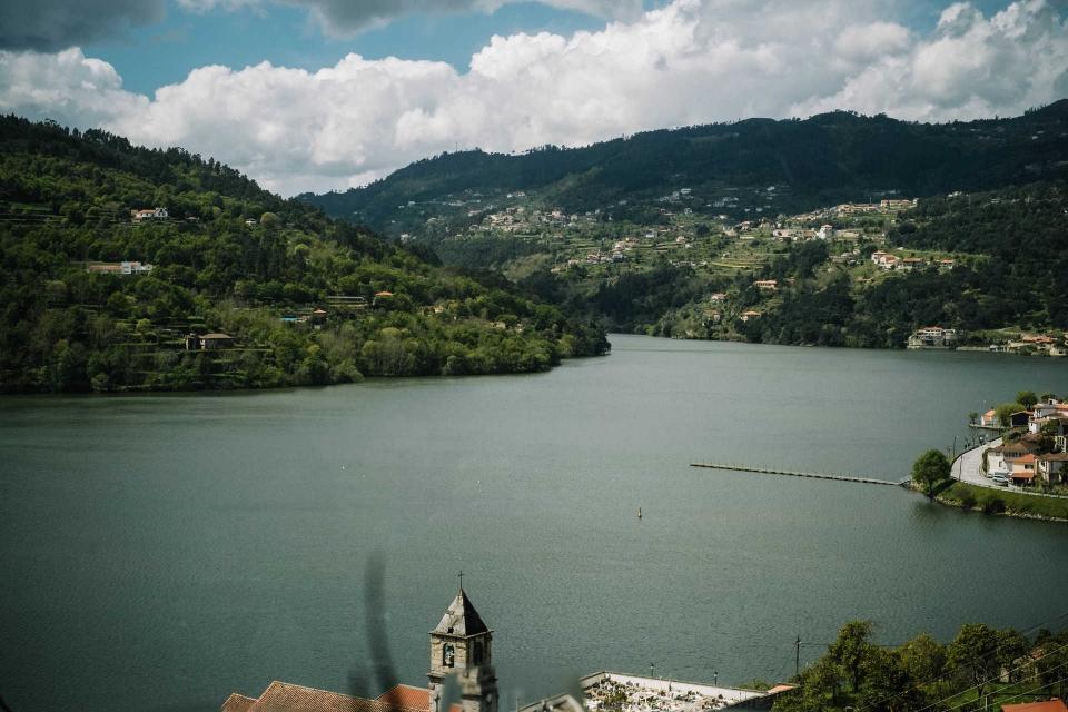 Viagem no comboio presidencial ao Douro Vinhateiro.