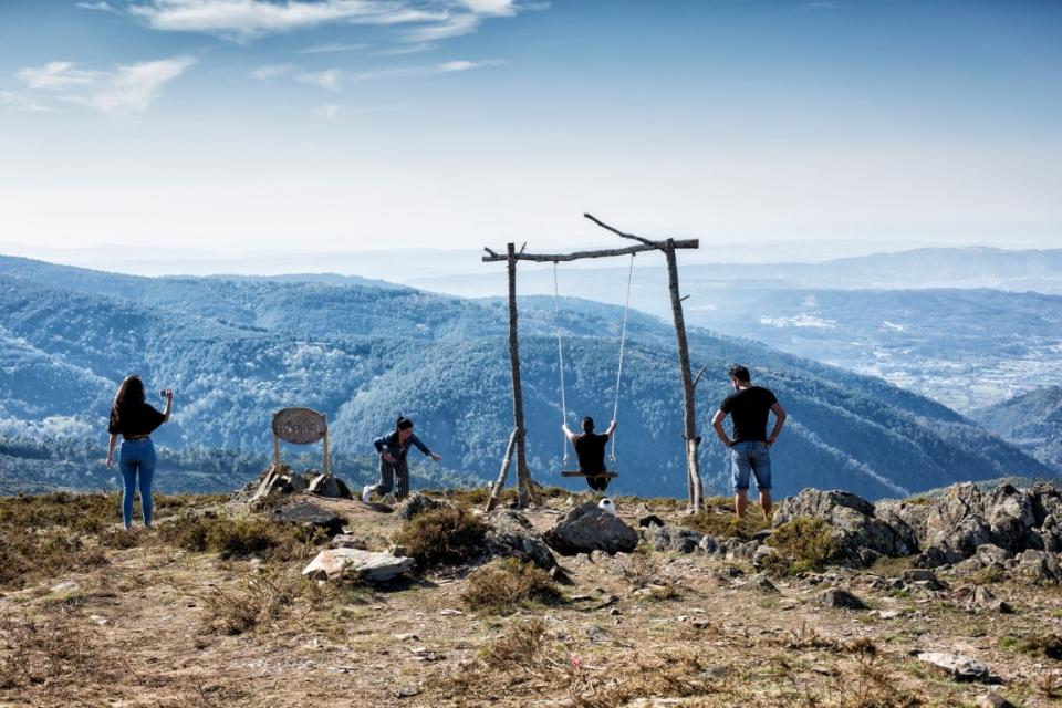 27481524_BINARY_GL210317MARIAJOAOGALA092