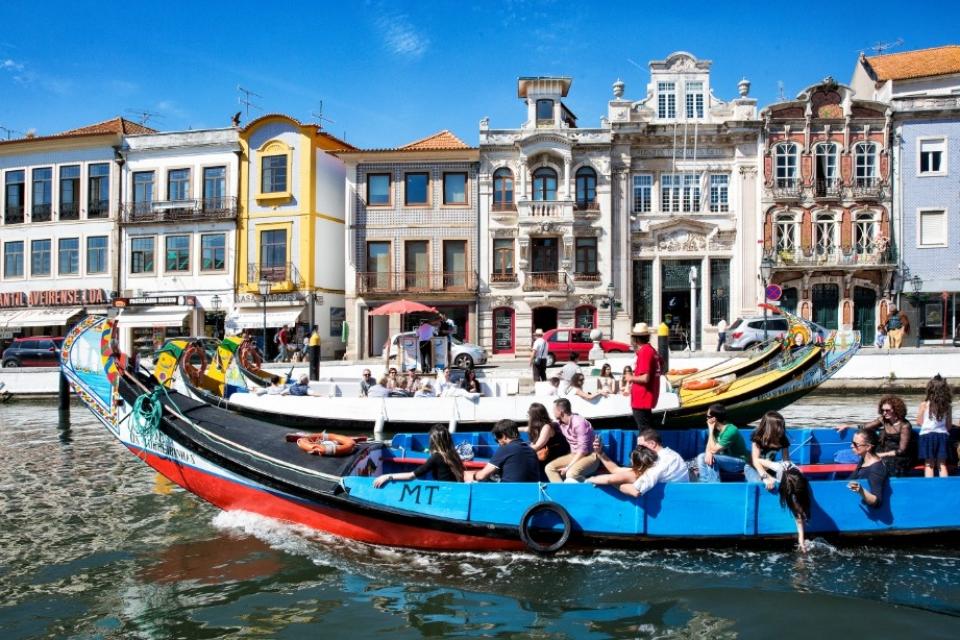 27650686_BINARY_GL100417MARIAJOAOGALA074