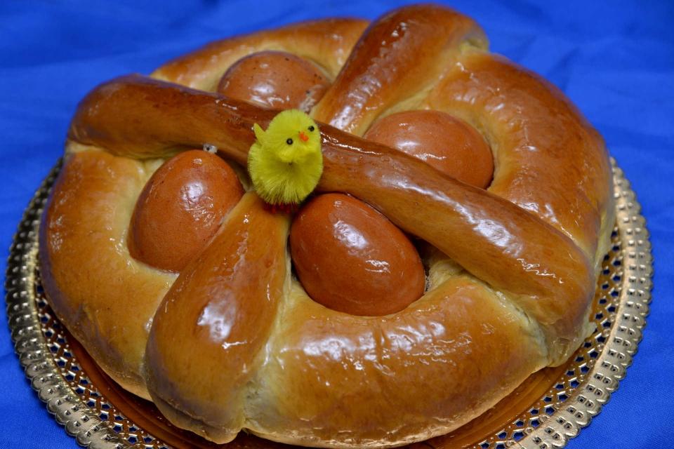 Reportagem com a doçaria de Páscoa na confeitaria Petúlia no Porto