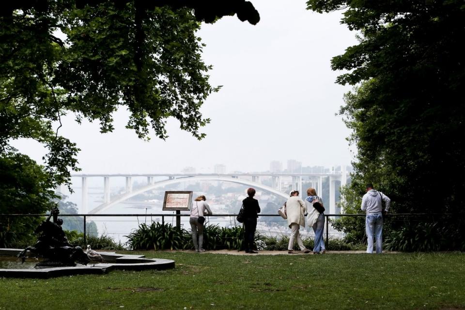 21862913_GI23062015ADELINOMEIRELES023 (1) (1)