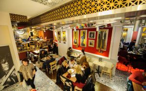 A festa no Hard Rock Cafe Porto faz-se com vinhos e hambúrgueres