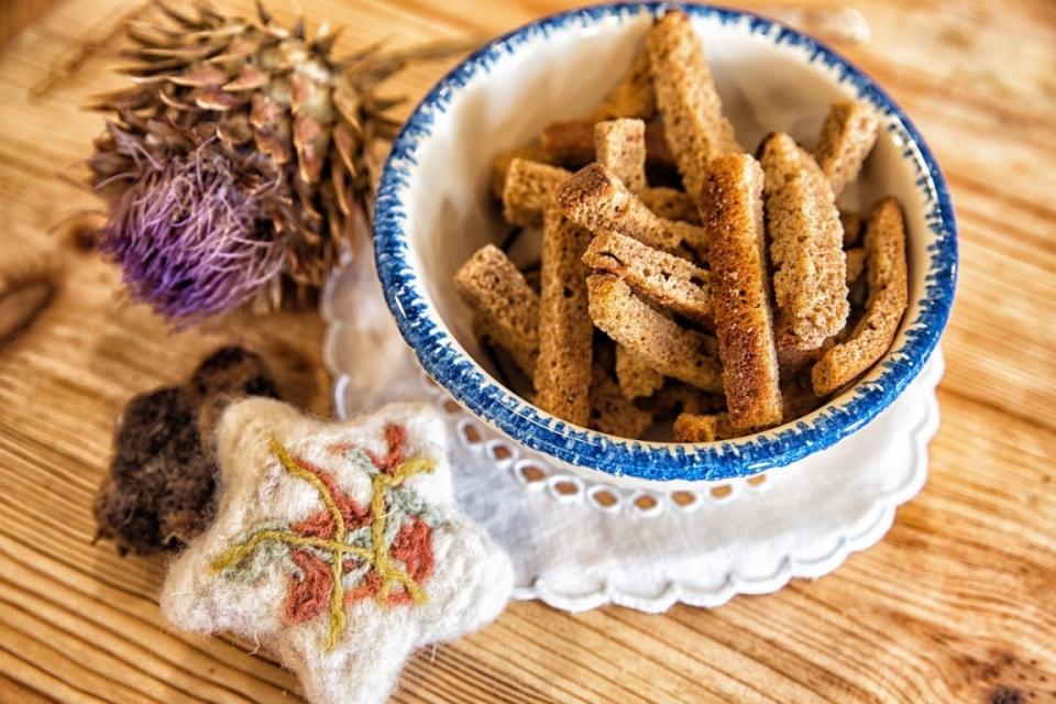 27781422_BINARY_GL260417MARIAJOAOGALA006