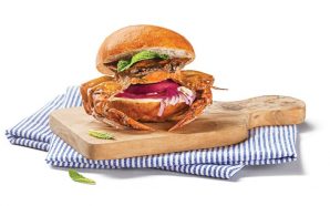 Nova carta de almoços da Padaria Portuguesa com sandes e saladas