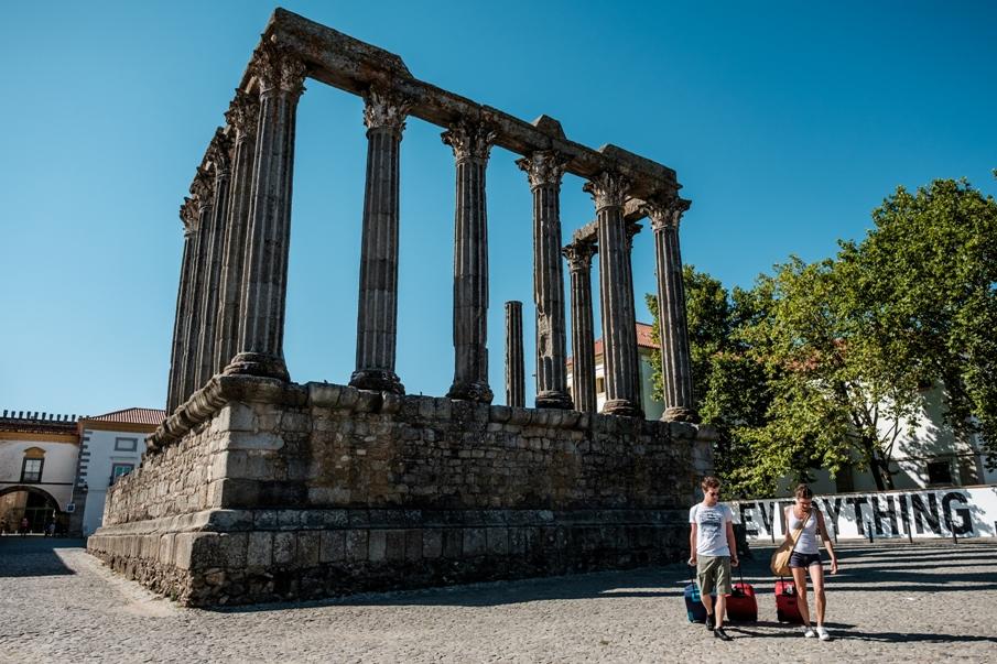 Passeio pedestre em busca da Évora desaparecida