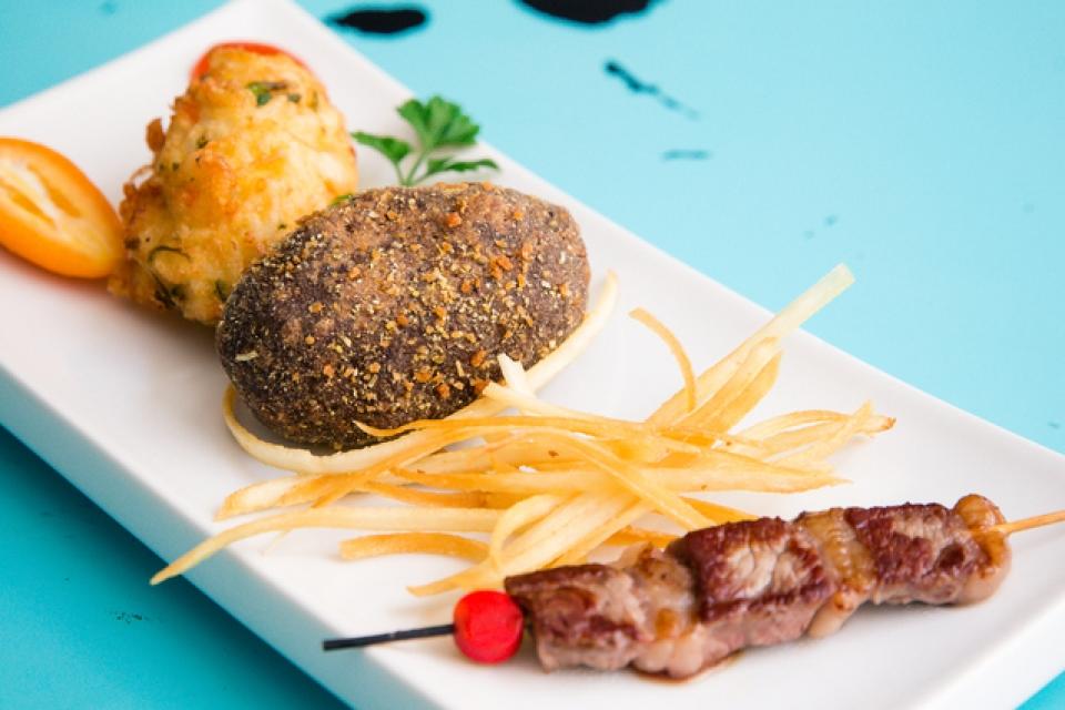 imageedit_10_9872563578