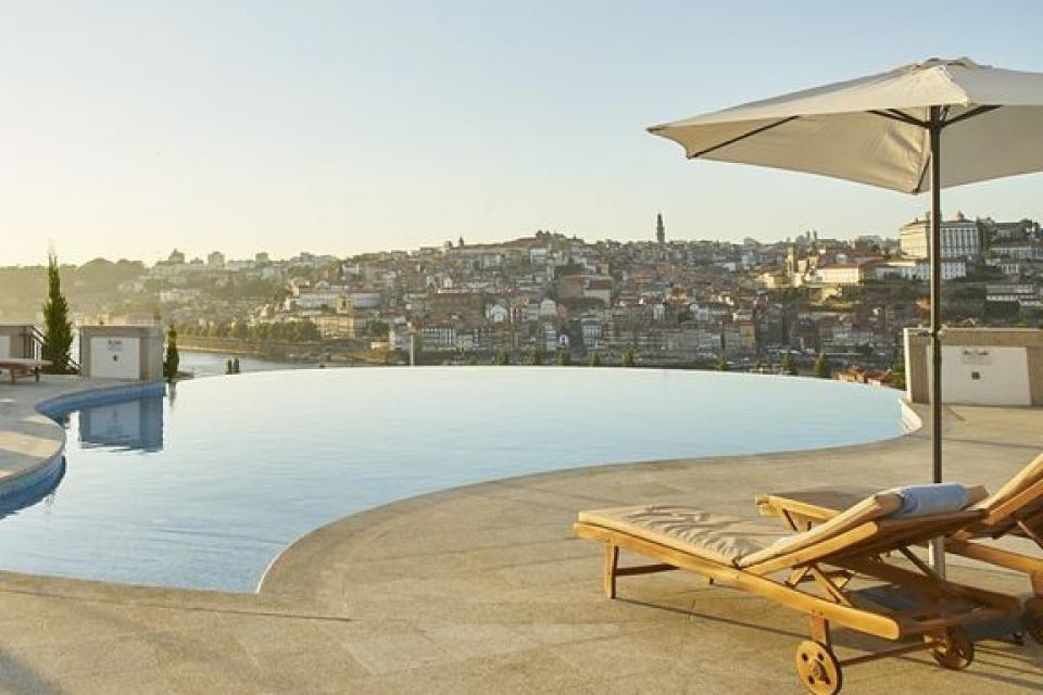 summer_holiday_porto_1914557579588f473d68d86_resultado