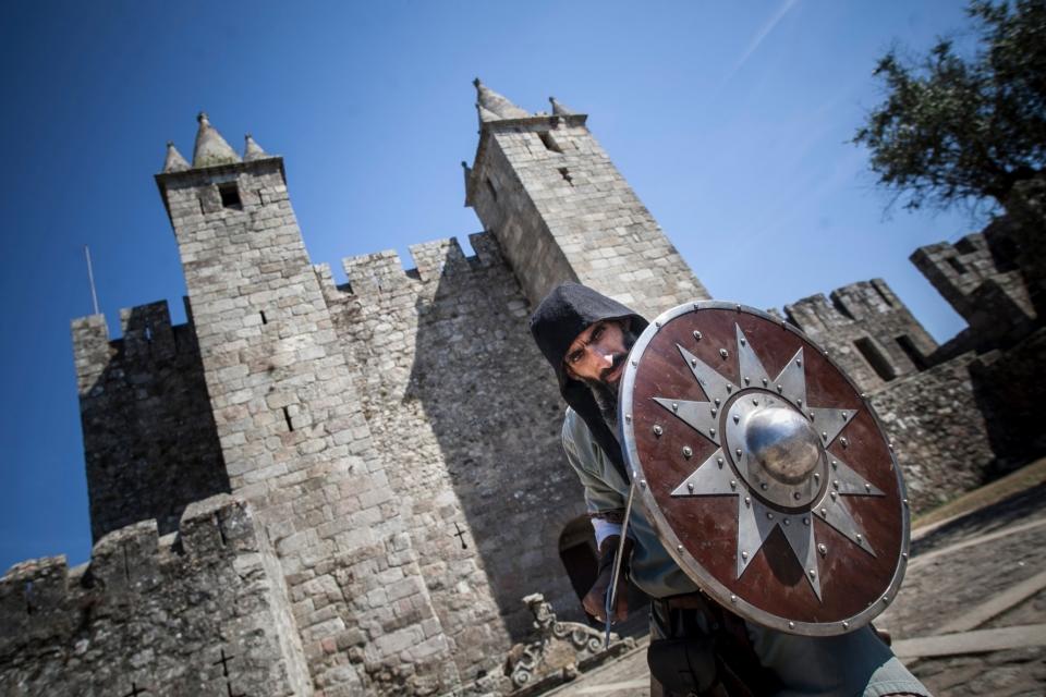 25366925_BINARY_GI27072016ANDREGOUVEIA00031