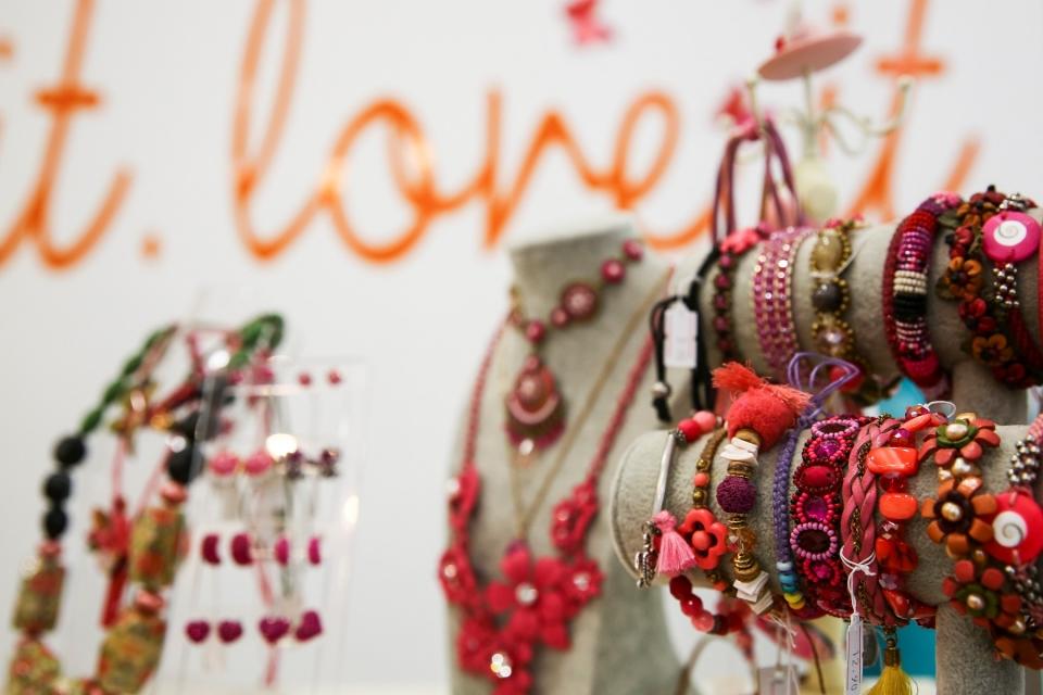 28142620_BINARY_GI02062017LN000532