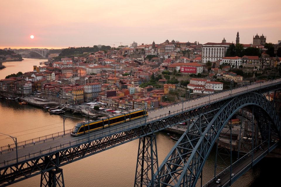 Porto vs Lisboa CNN Porto mais cool