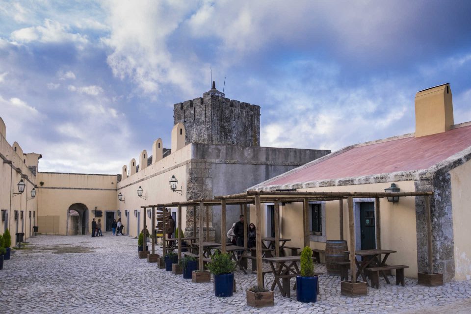 Palmela, castelo, visita guiada, centro histórico, vila, caminhada noturna, cultura, desporto, verão