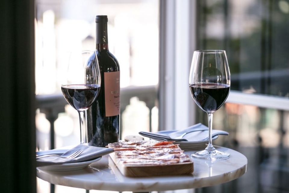 Aperitivo Bar  Vins