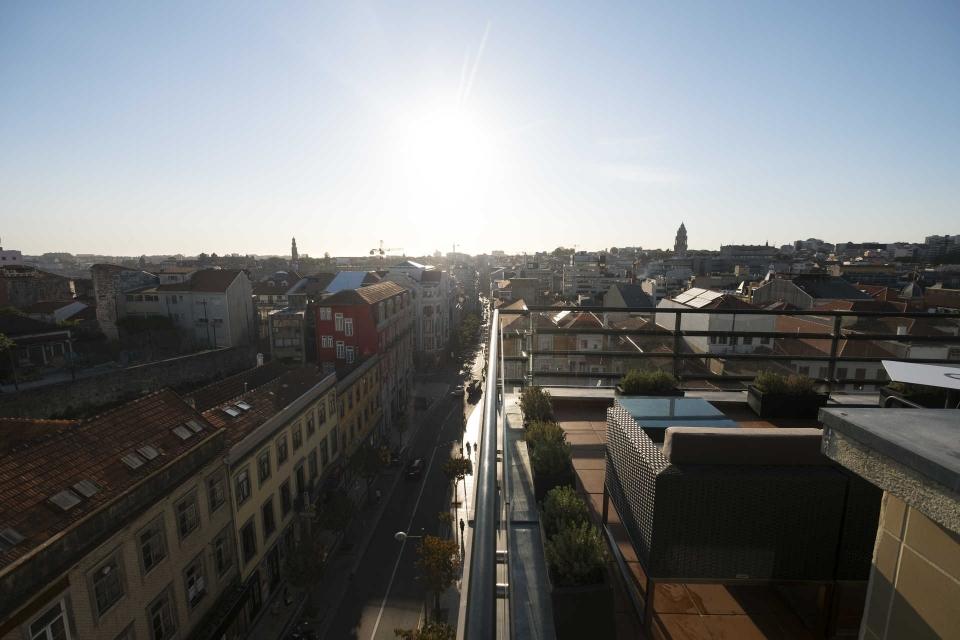 Terrace 135, no Porto Coliseum Hotel