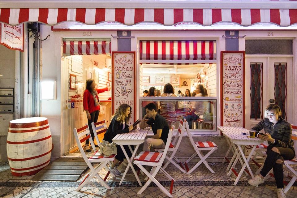 El Boqueron- tapas Lounge