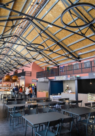 Mercado da beira-rio – Cais de Gaia