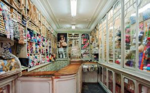 passear a ver montras exposição Lojas com História Lisboa