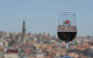 caves vinho Porto Vila Nova de Gaia visitas