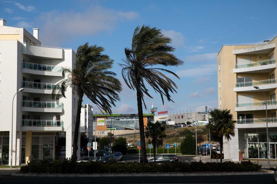 Reportagem em lojas no Fórum Oeiras