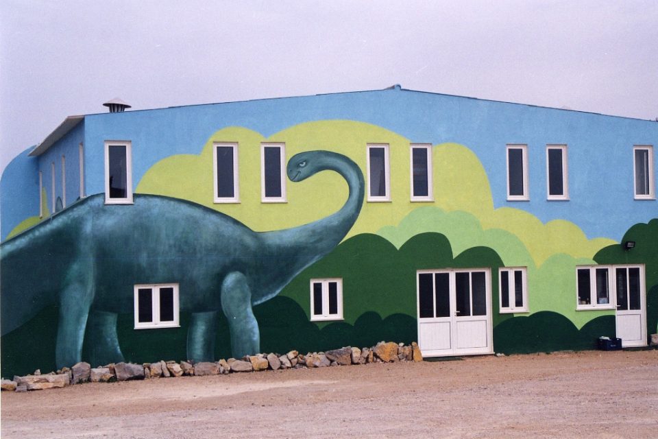 viagem aqo tempo dos dinossauros ao passo de caminhada