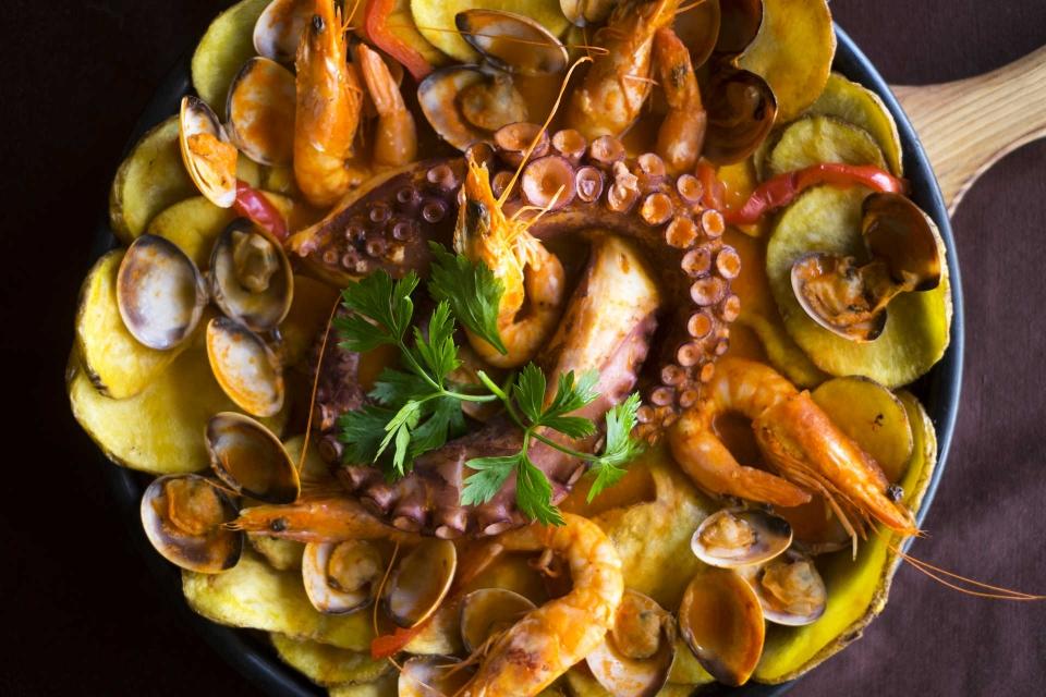 Reportagem na Avenida Diogo Leite