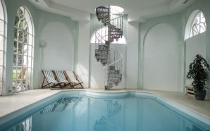 Vêm aí dois feriados. Alinha numa destas escapadelas?