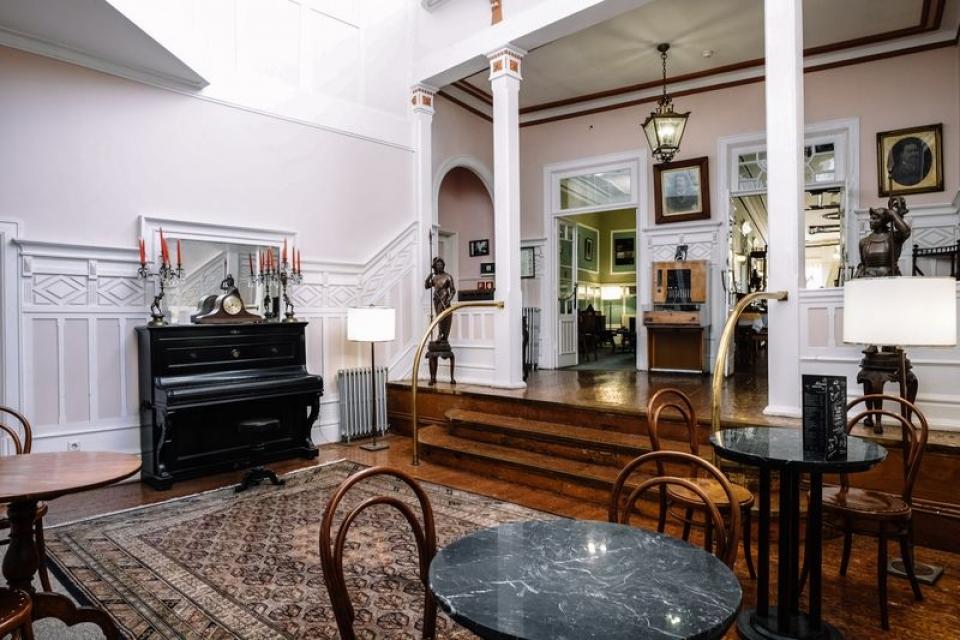 Grande Hotel de Paris celebra 140 anos, no Porto.