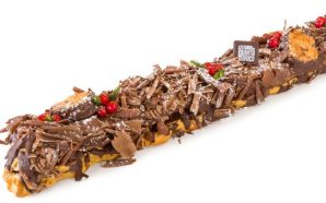 São precisas 8 pessoas para comer este éclair