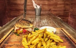 Ubereats já leva comida de 40 restaurantes a casa