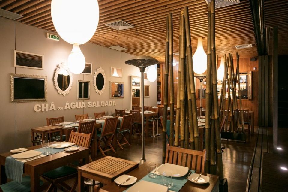 Restaurante Ch com gua salgada