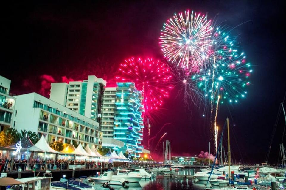 2015-12-26-fim-de-ano-azul-troia_orig