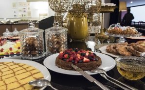 Food & Friends Holiday Inn Porto Gaia