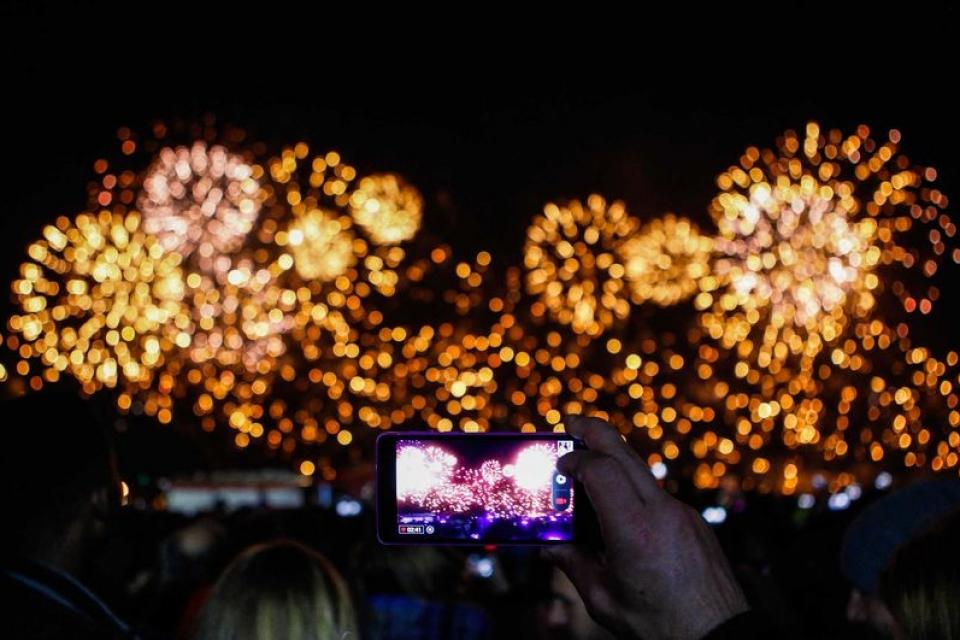 Fogo de artifício no Terreiro do Paço em Lisboa