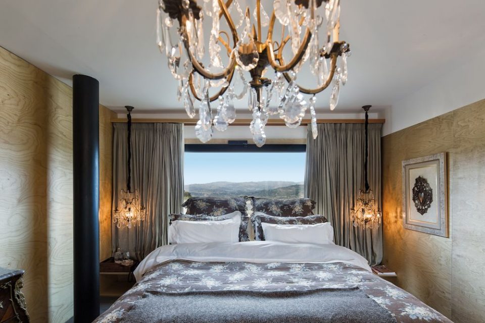 Imagem do dia: dormir com Castela à vista