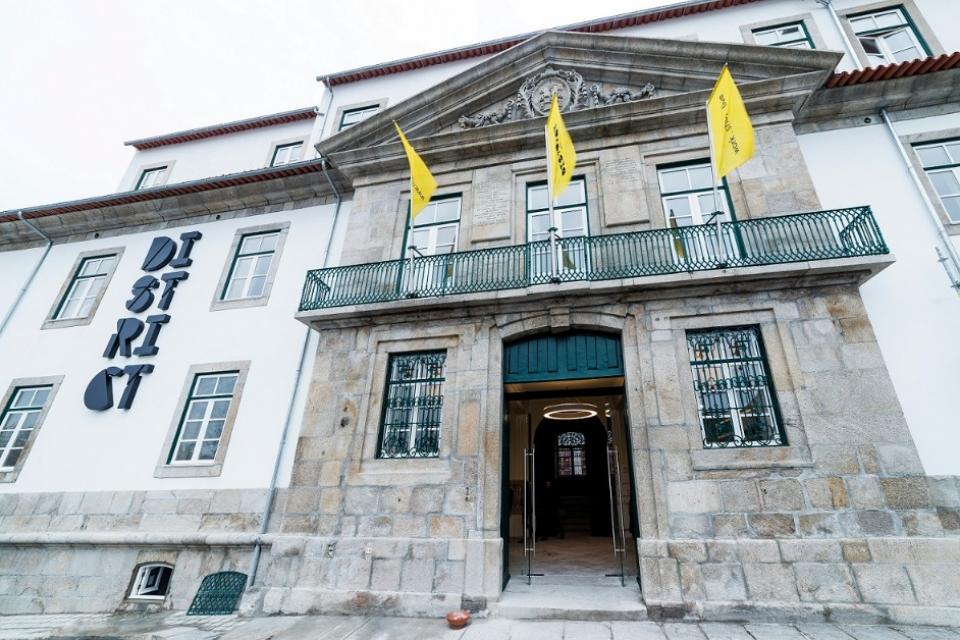 District Offices and Lifestyle_fachada principal