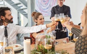 Este jantar anti-São Valentim é para solteiros