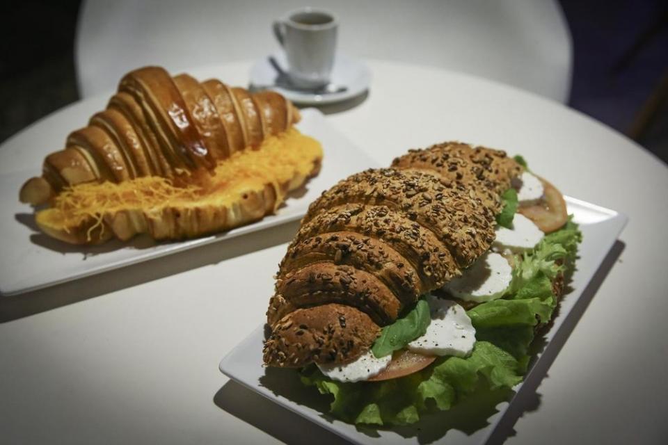 Croissant Gigante do Bairro