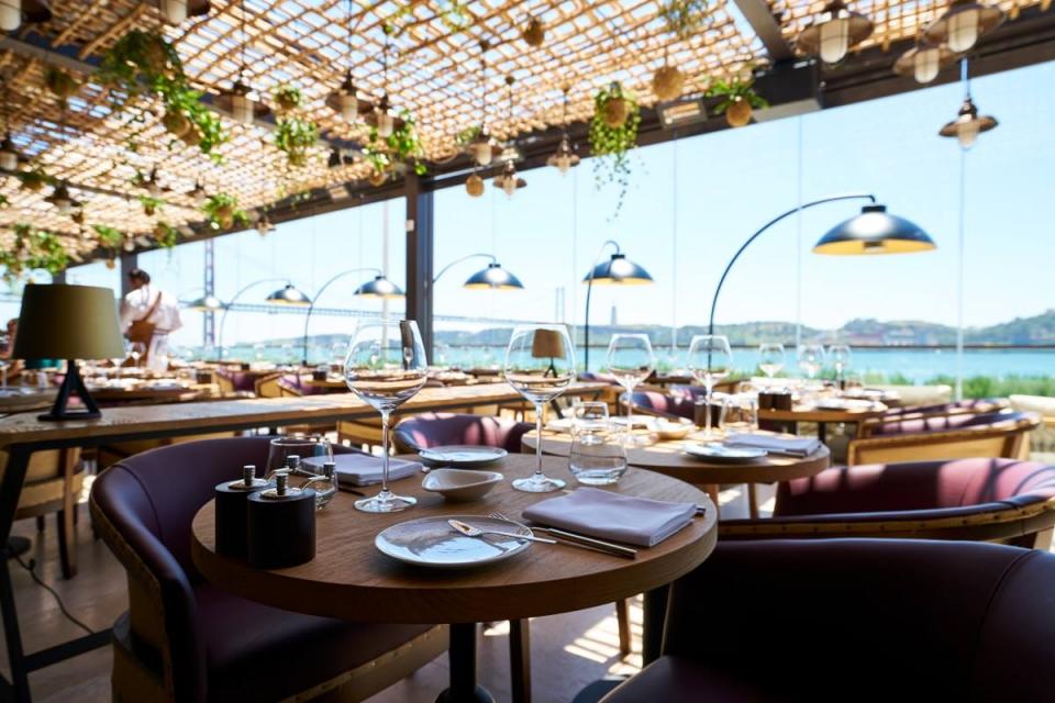 20423950_280338672440909_8360862166992441218_o-960x640_c