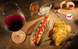 Famous Dog: Abriu um espaço de cachorros quentes na Foz