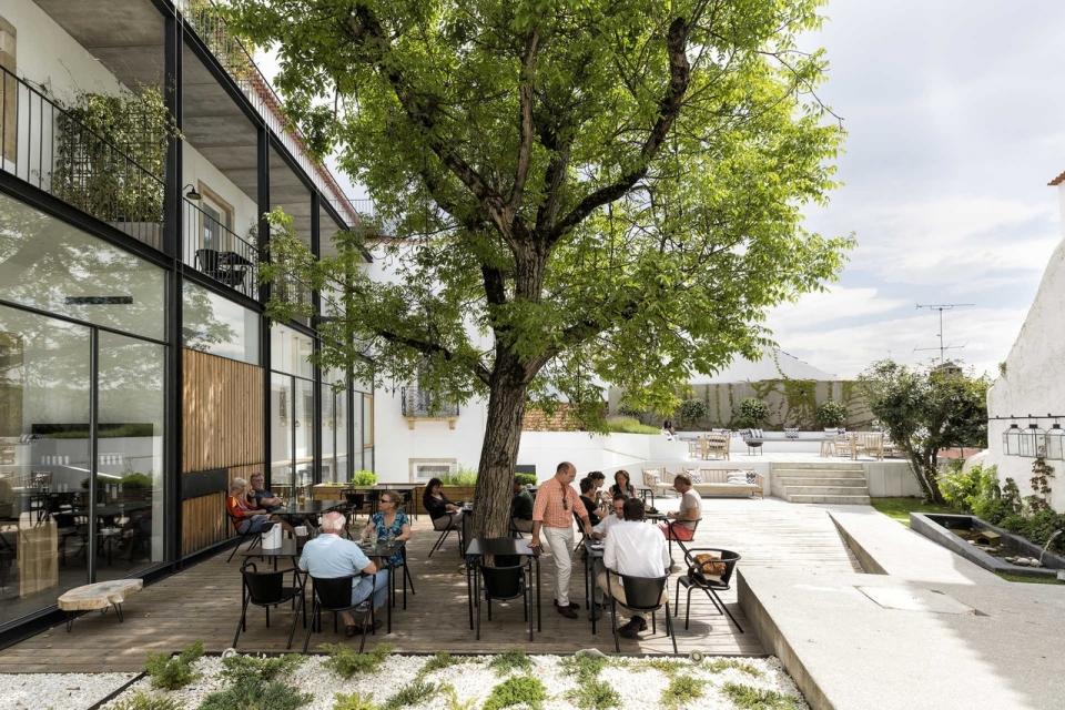 31286763_GL100518_MARIAJOAOGALA005_WEB_Easy-Resize.com