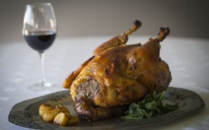 Aidé Paços de Ferreira crítica