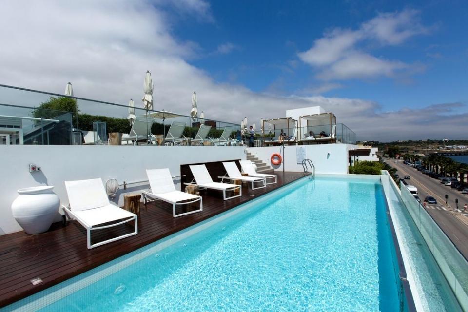 31975176_BINARY_GI140718FILIPABERNARDO0076_resultado