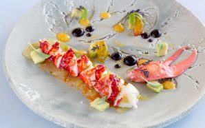 Receita de salada de lavagante com abacate, tomate verde e beterraba