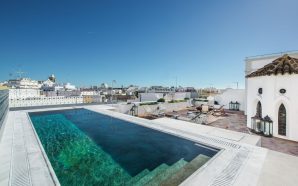 Há terraços a perder de vista de Olhão