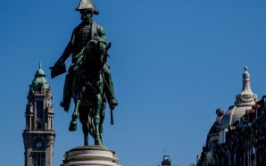 Há uma rota liberal para conhecer o Porto em tempos de guerra civil