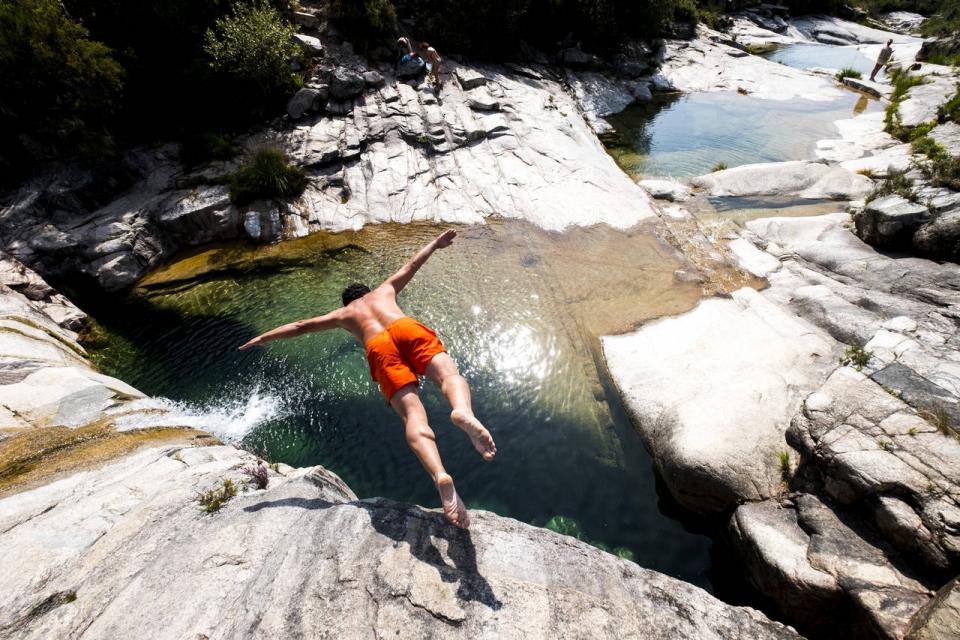 32254122_BINARY_GI20082018RUIOLIVEIRA000127_Easy-Resize.com