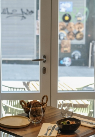 32371160_BINARY_GI02092018IVANDELVAL03489