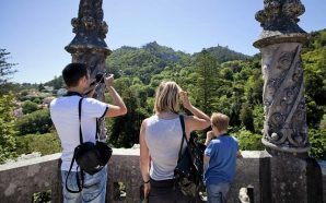 O jornal "The Independent" elogia: Este palácio português parece uma "Disneylândia para adultos"