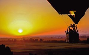 Andar nas nuvens: volta a Portugal em balão
